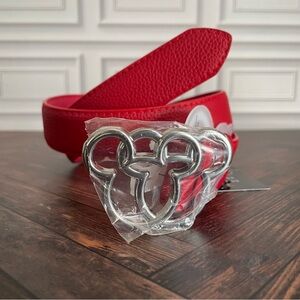 Disney Minnie Mouse‎ Red Vegan Leather Belt Silver hardware NWT